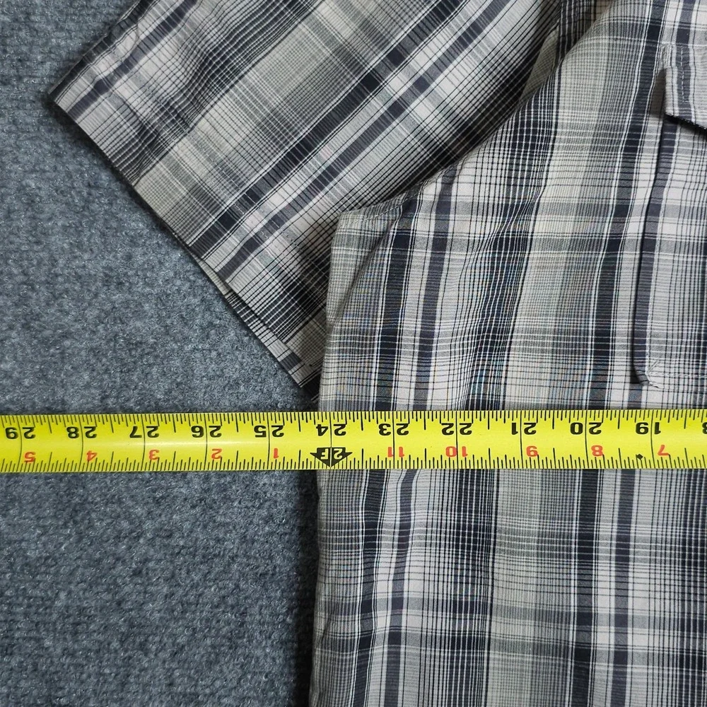 The North Face Shirt Mens XXL Grey Plaid Short Sleeve Pearl Snap Button Hiking